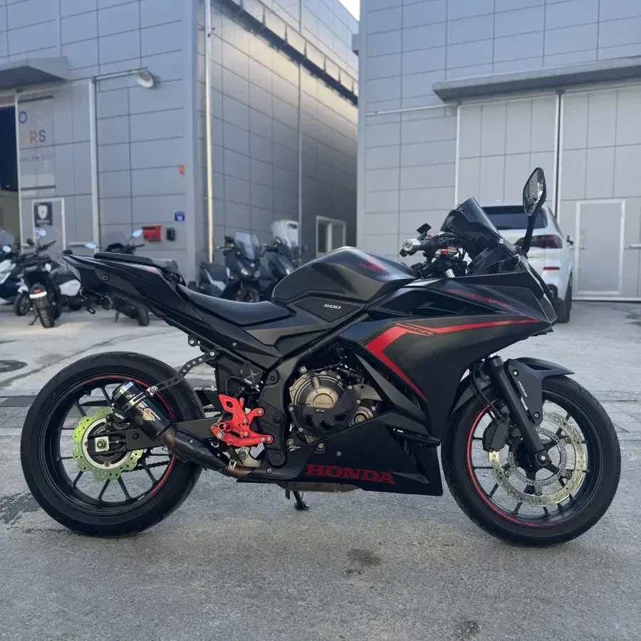 특가! cbr500r 21년 sc머플러풀배기 3만키로 저렴하게 판매합니다