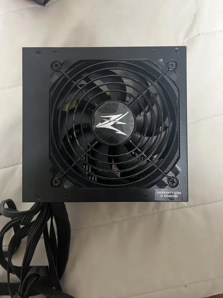 잘만 zalman megamax 700w 파워