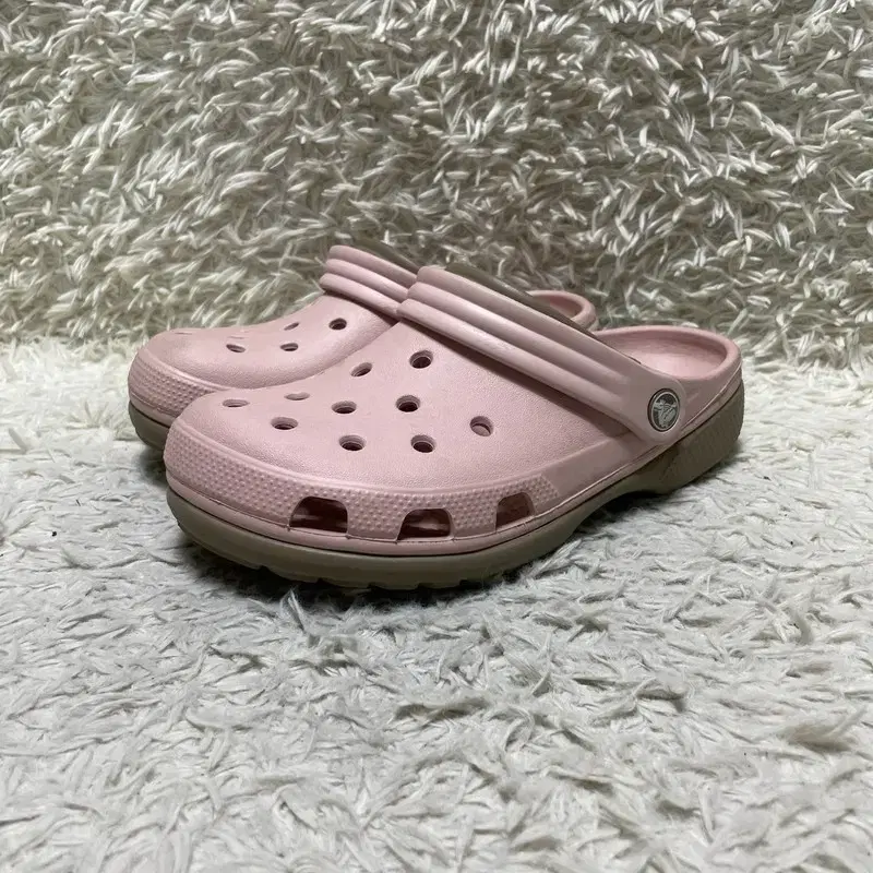 [240] CROCS 크록스 파스텔핑크 슬리퍼