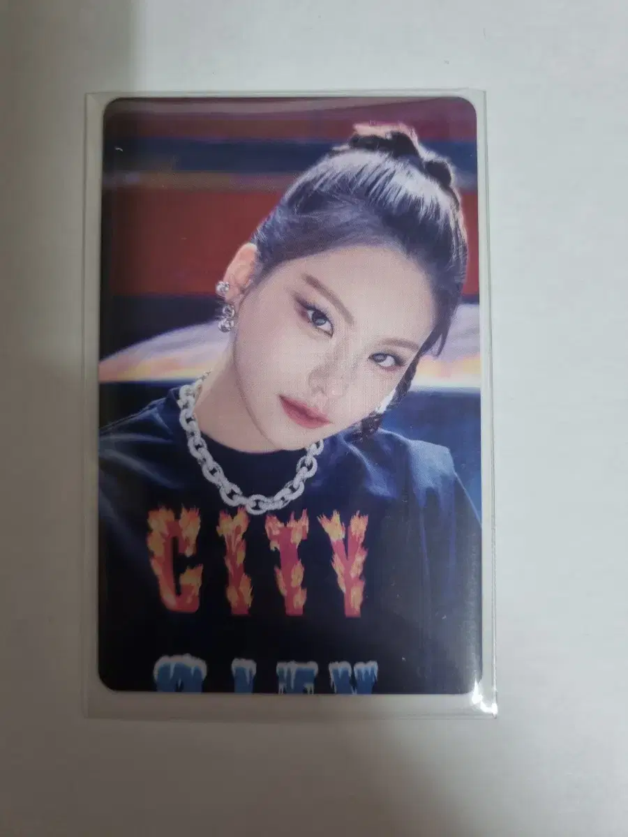 itzy voltage 예지 포카