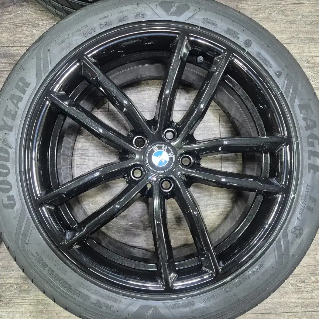 BMW 5시리즈 662M 18인치 순정휠 2454518/2754018