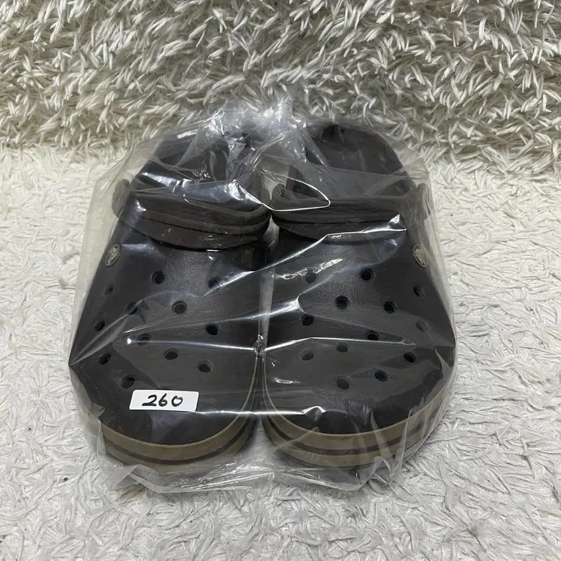 [260] CROCS 크록스 초코브라운 슬리퍼