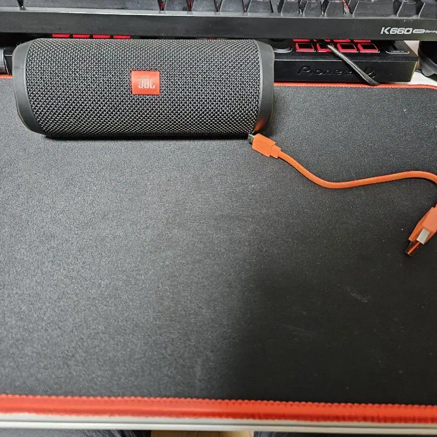 jbl flip 4