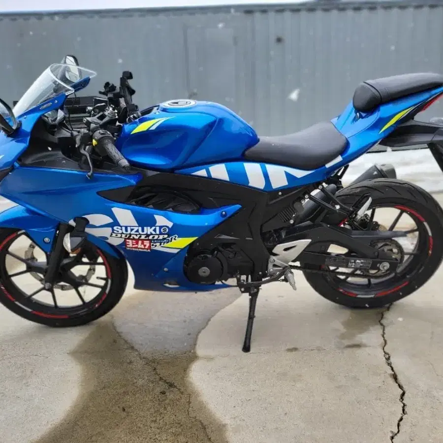 스즈키 gsxr18년식 14000km