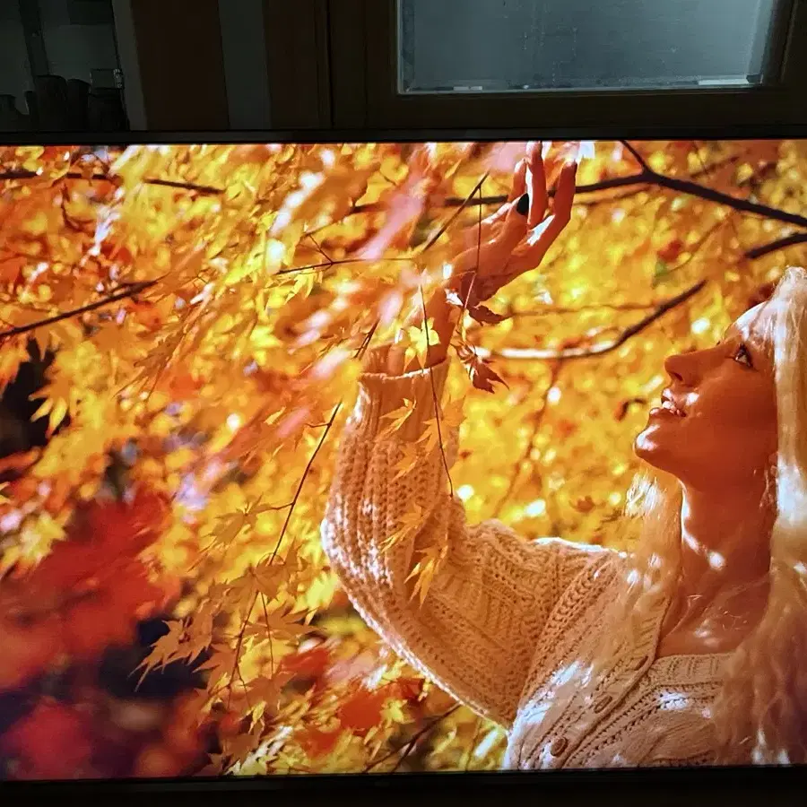 LG 65인치 4K UHD TV 팝니다.