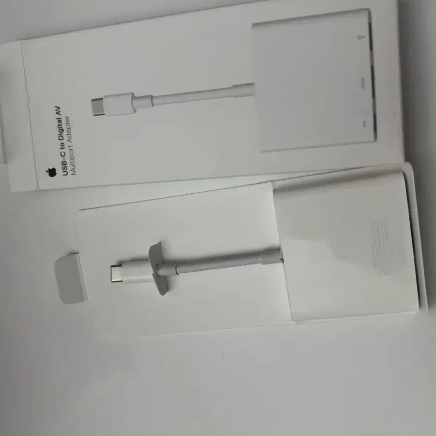 애플 USB-C 디지털 AV 멀티포트 어댑터