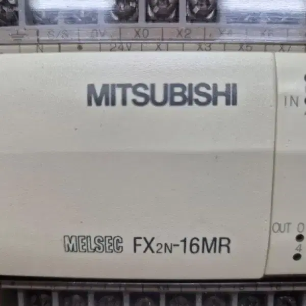 미쓰비시  MELSEC FX2N-16MR/FX0N-16EYR-ES