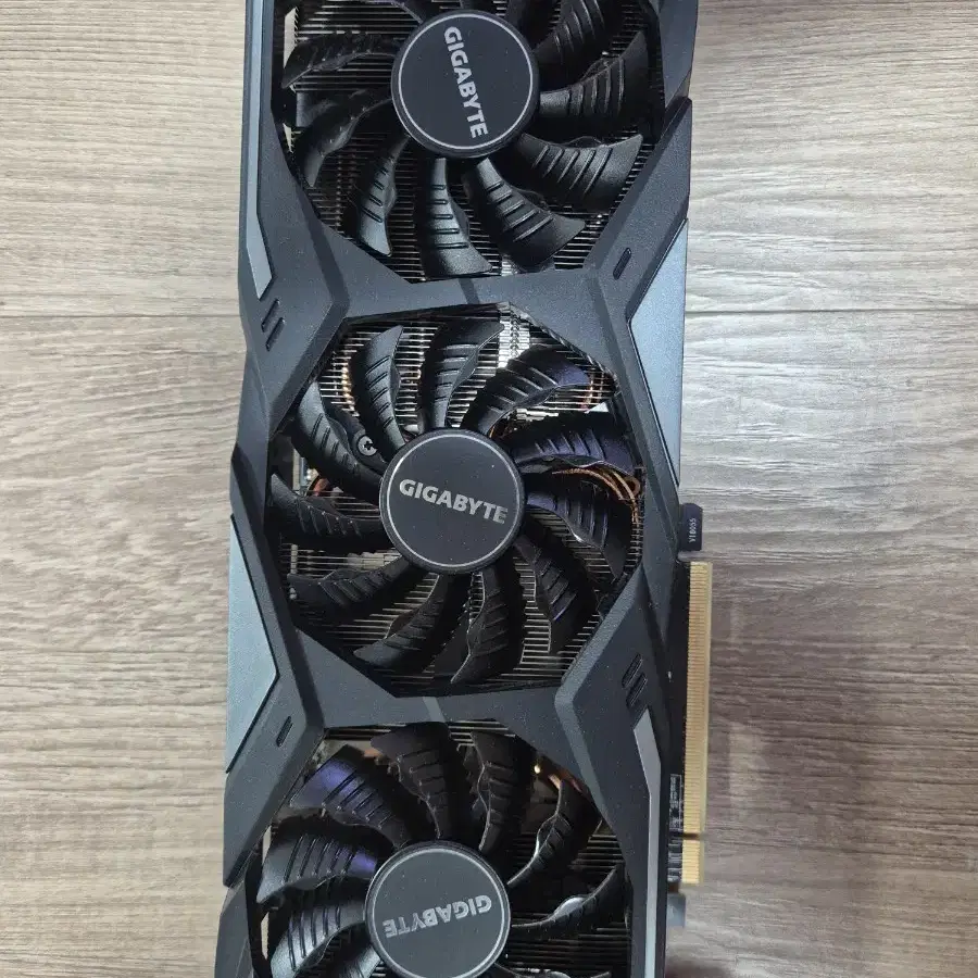 기가바이트 rtx 2080ti oc 11GB 새상품급 판매합니다