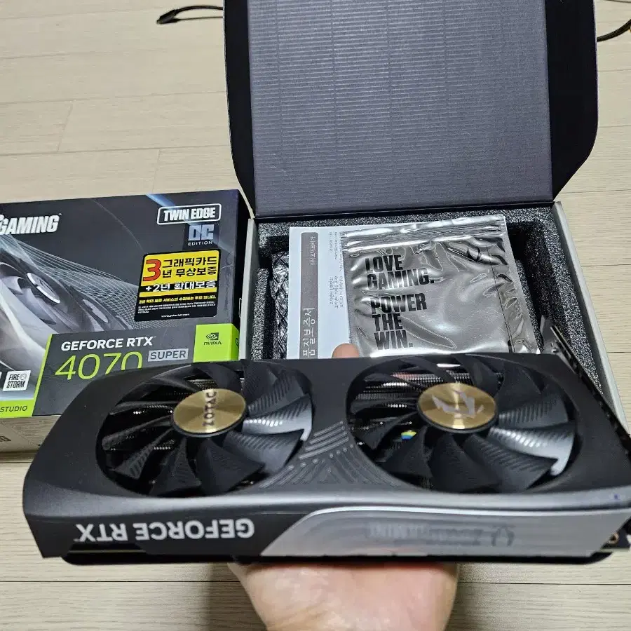 조텍 Gaming 지포스 RTX4070super Twin Edge OC