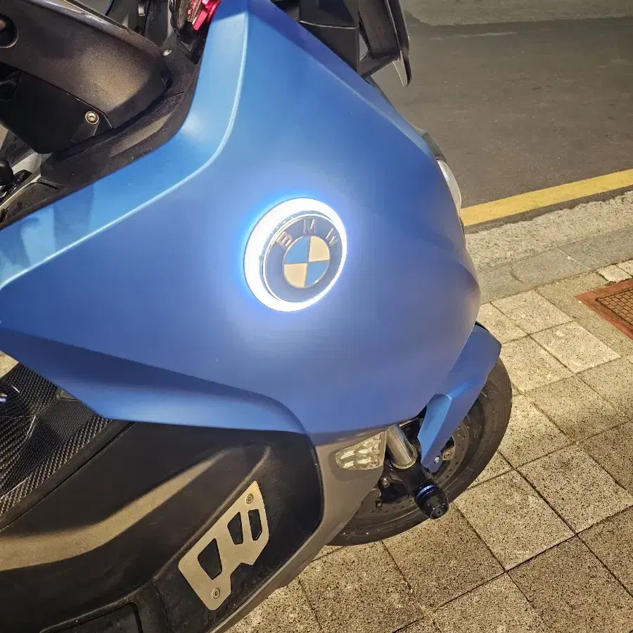 부산 14년식 bmwc600s 팝니다