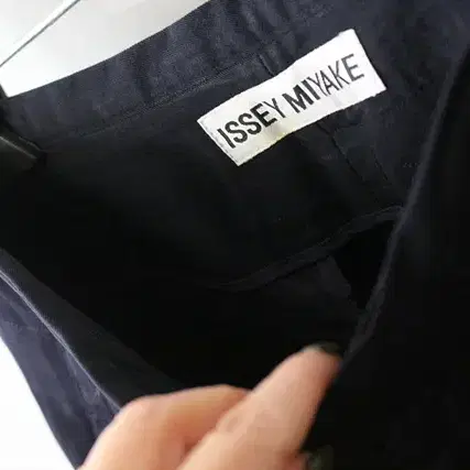 ISSEY MIYAKE 이세이미야케 울 혼방 팬츠 바지