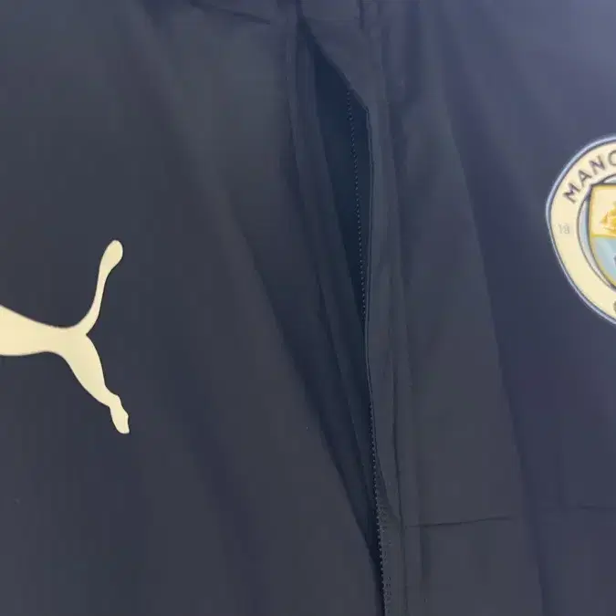 2022-23 Manchester City Puma 겨울쟈켓