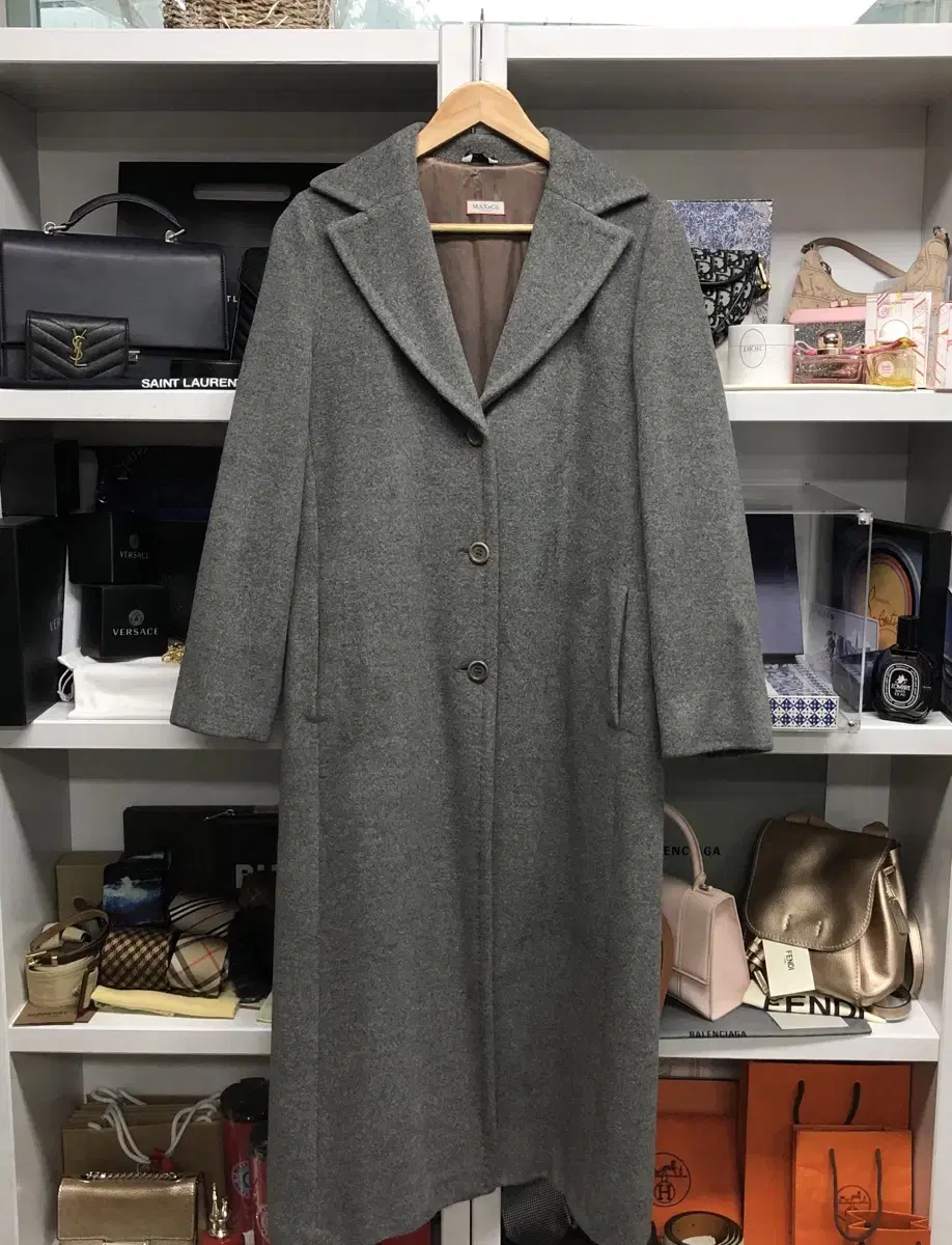 [ MaxMara ] 막스앤코 앙고라 롱 코트