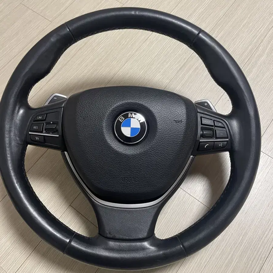 bmw f10 f07 스포츠핸들 패들 열선