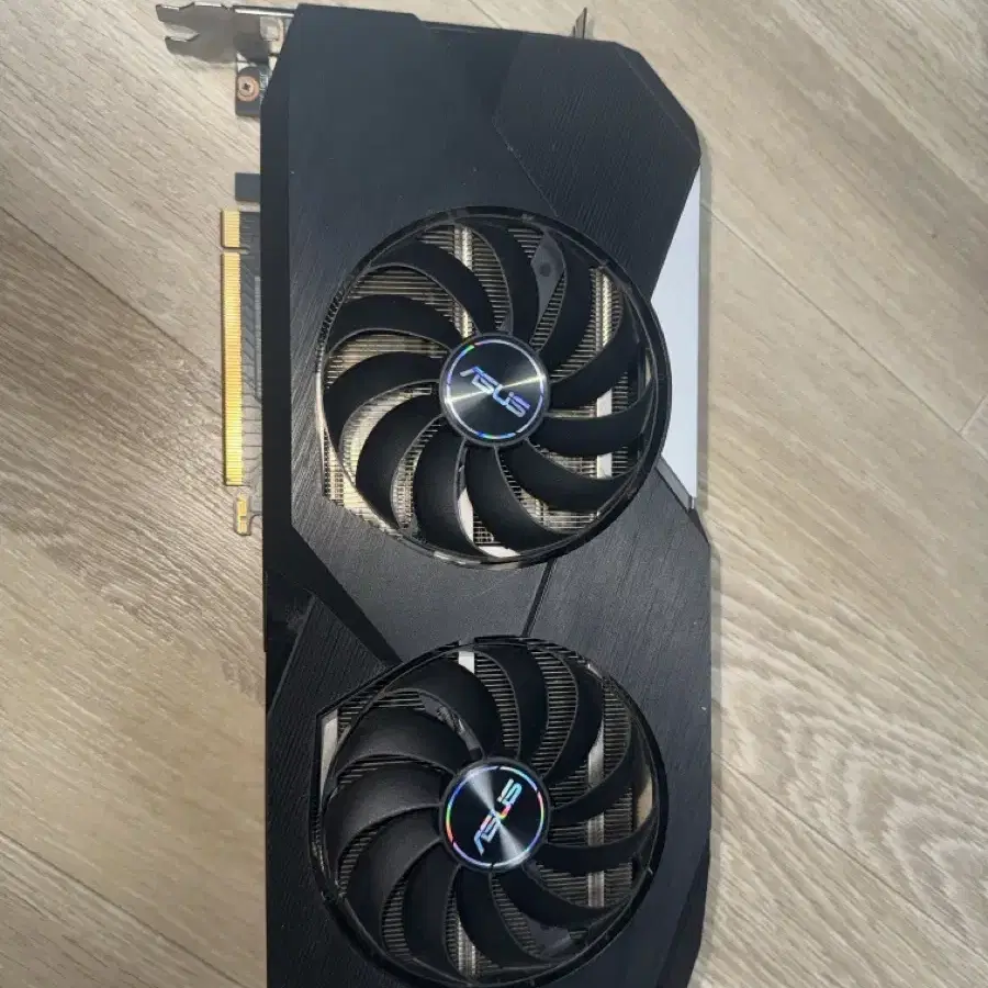 ASUS Radeon RX 6700xt 부품용판매