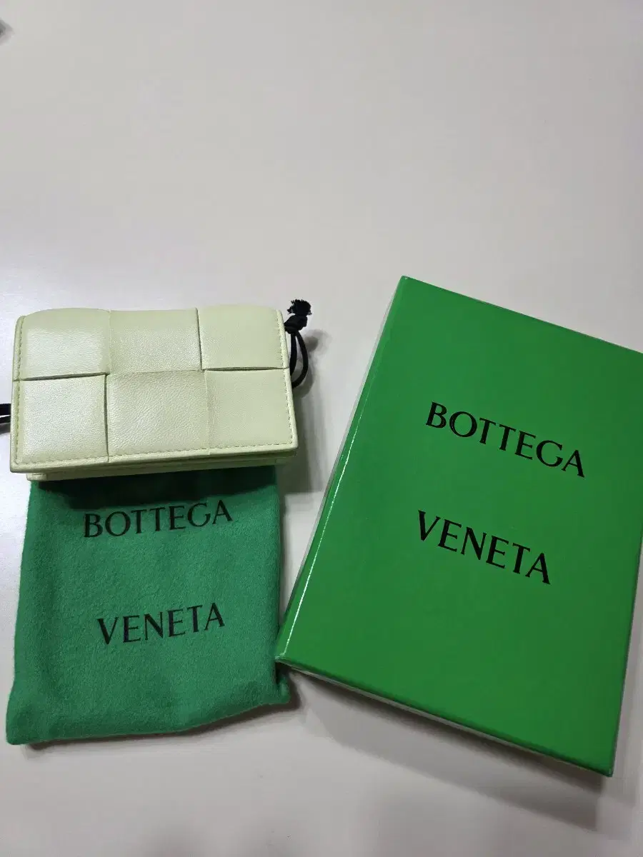 Bottega business card holder