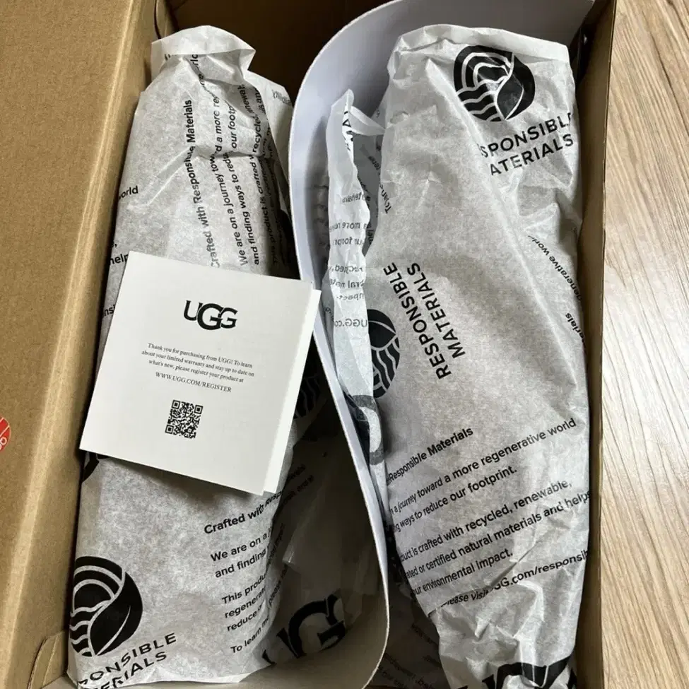 (새상품) 미국 ugg 타스만240mm