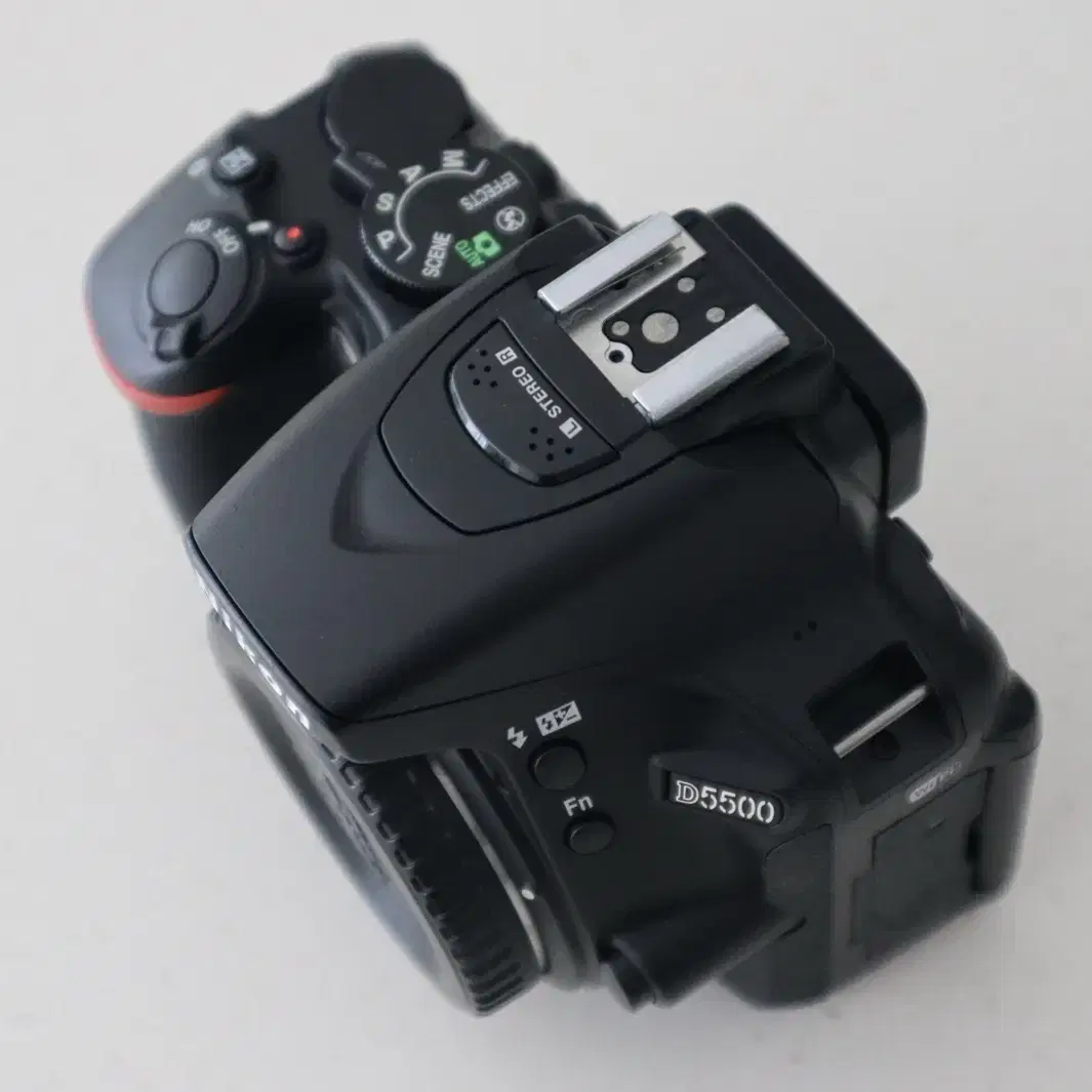 니콘 D5500(블랙바디) DSLR  민트급