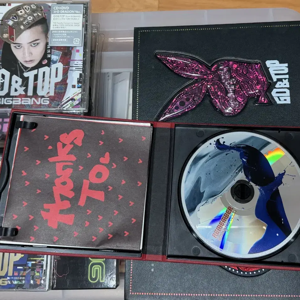 GD&TOP ALBUM CD DVD 缶バッジ 色紙 BIGBANG GD&TOP ALBUM CD DVD 缶バッジ 色紙 BIGBANG - メルカリ