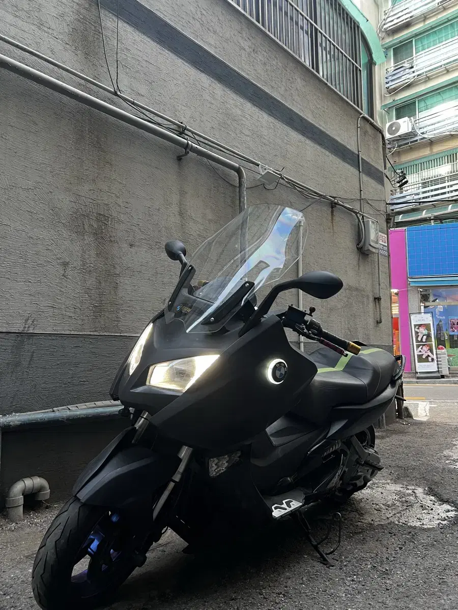 BMW C650