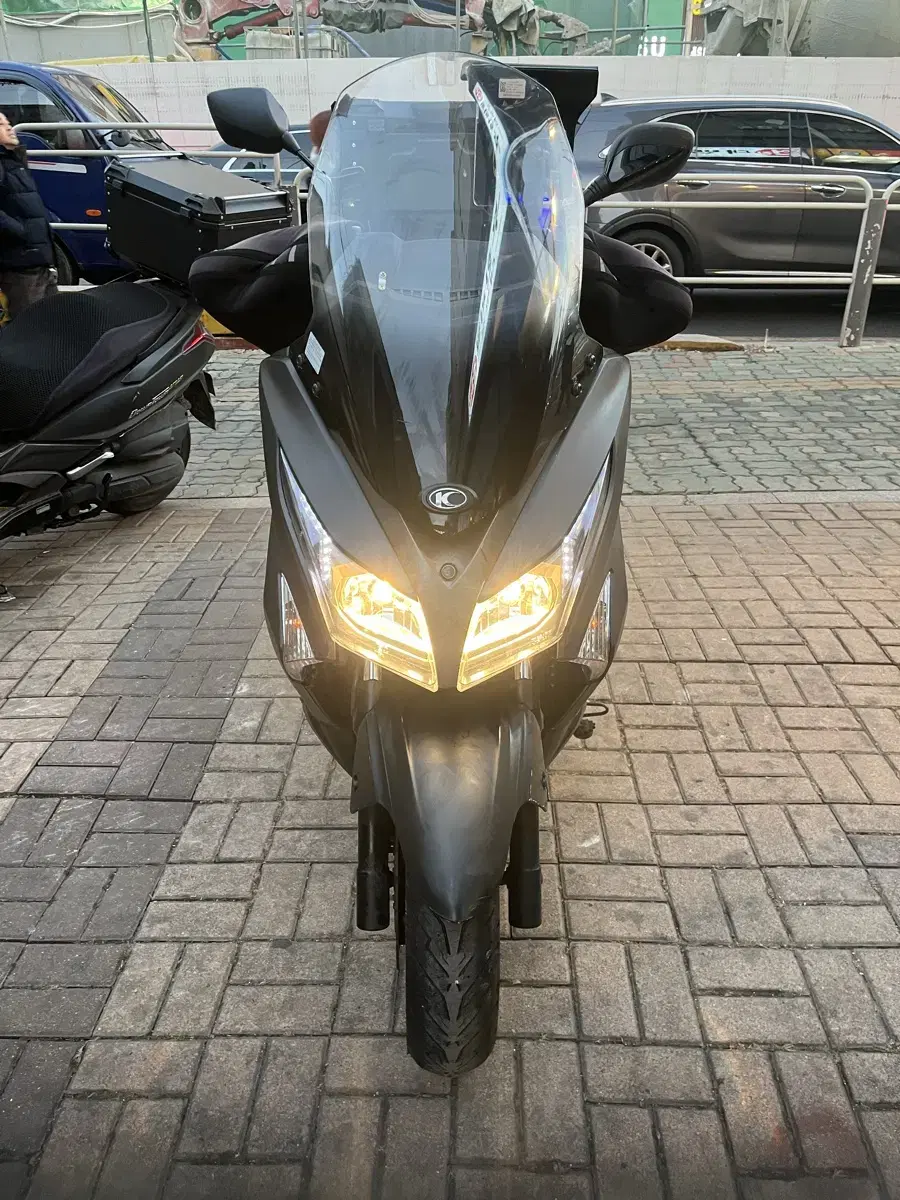 킴코 x타운 300cc 팝니다