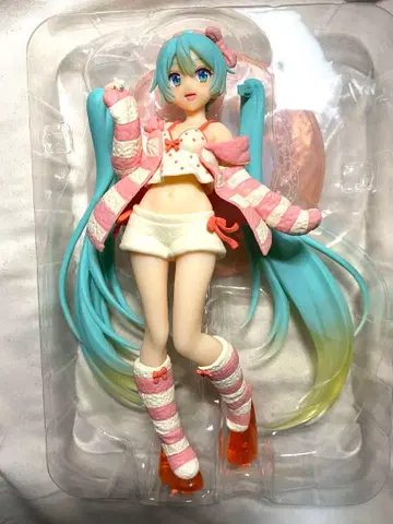[개봉 완료] 하츠네 미쿠 코스튬즈 룸웨어 피규어