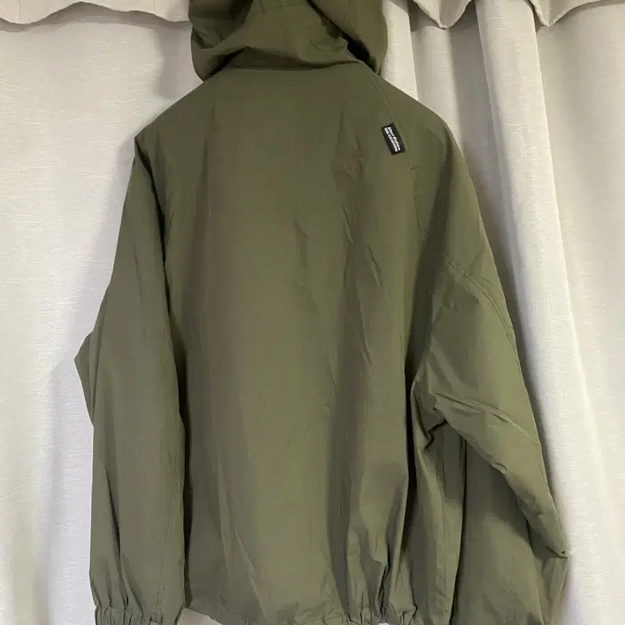 유니폼브릿지  ae shell parka olive L