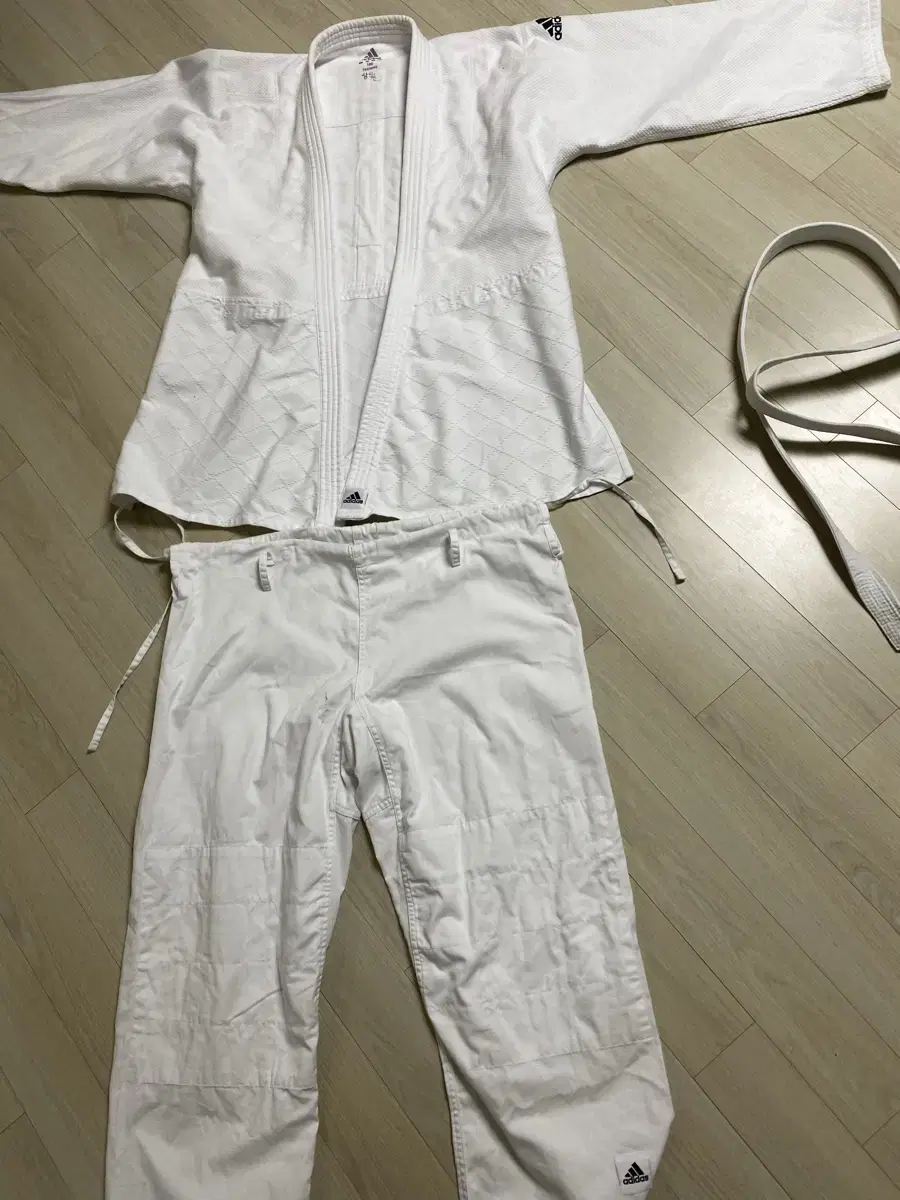 Adidas Judo Suit 185 Top and Bottom Set + Belt