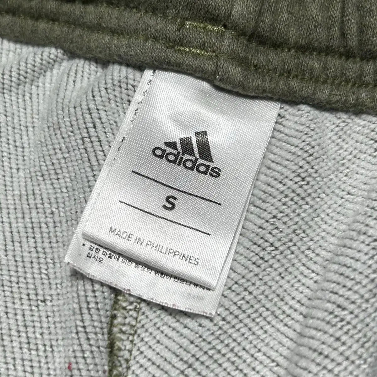 [ S ] adidas 아디다스 카키 올드스쿨 조거팬츠