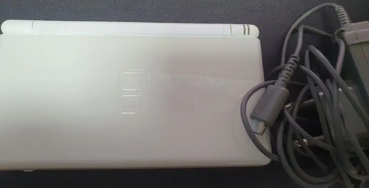 닌텐도 DS Lite 팝니다.