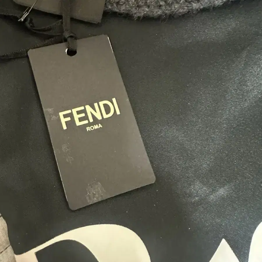 펜디(FENDI) 목도리, 머플러팝니다