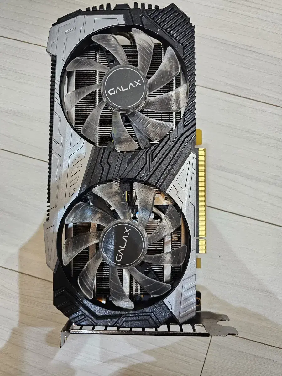 갤럭시 RTX2060 Super V2 OC