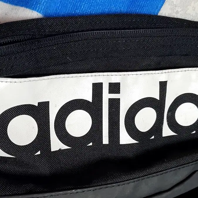 Adidas 슬링백