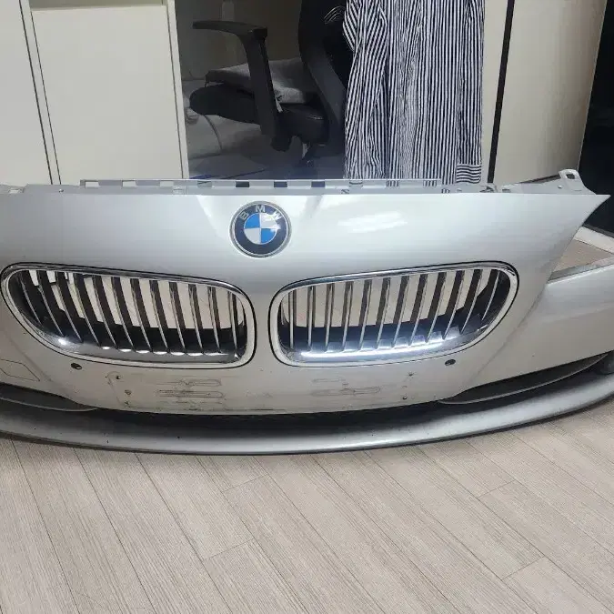 BMW F10 전기형 순정 범퍼 판매 (엠블럼,그릴 포함)