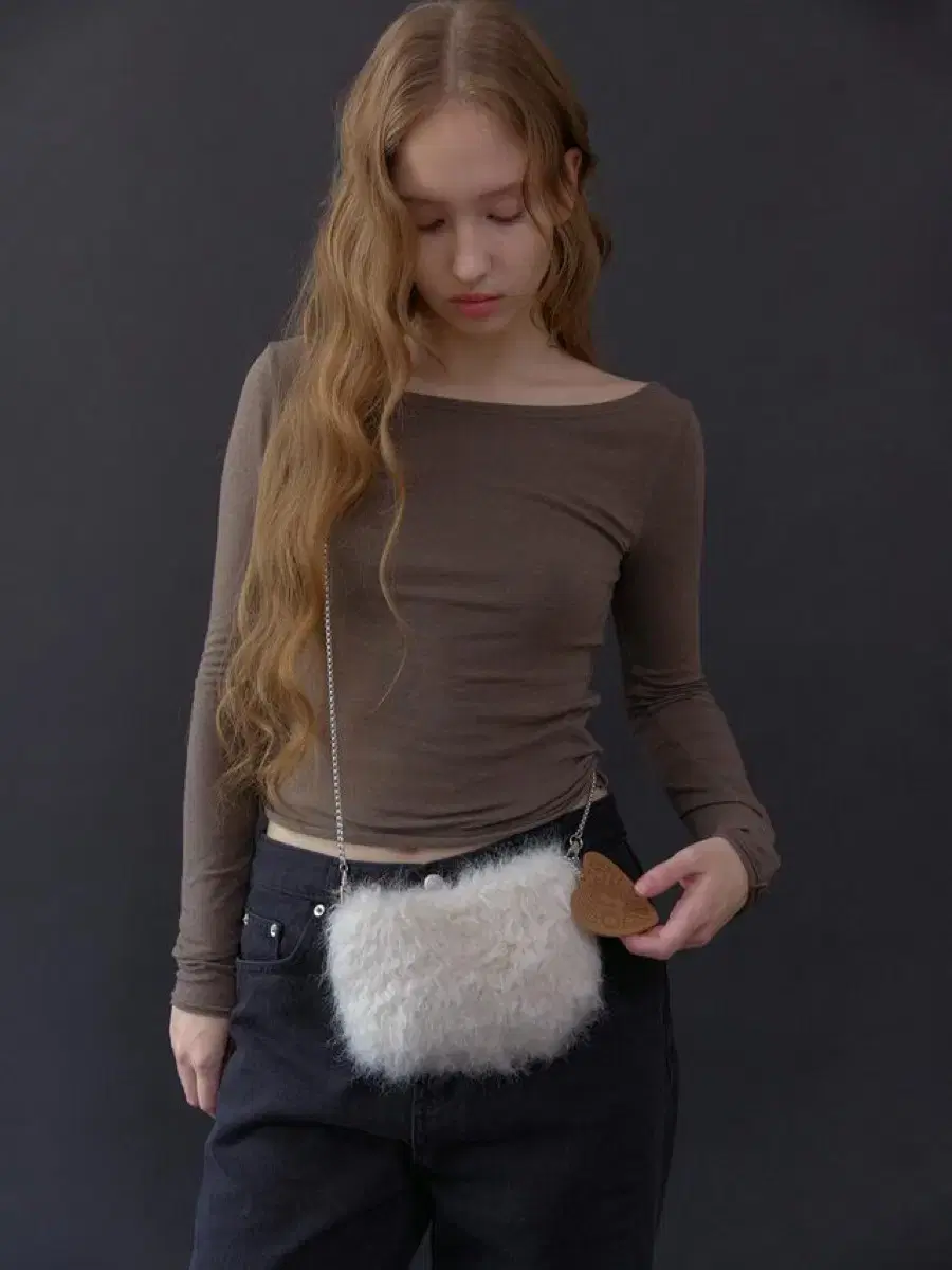 헤더먼트 curly fur bag 퍼백