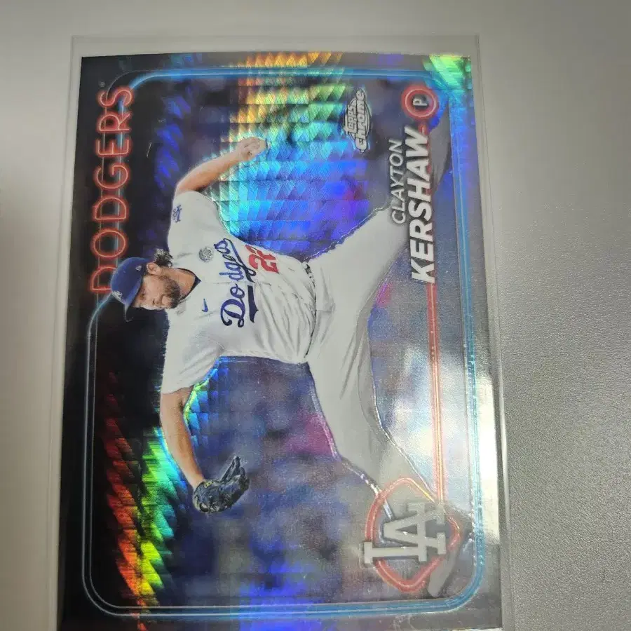 커쇼 2024 Topps Chrome 프리즘 리플렉터 카드