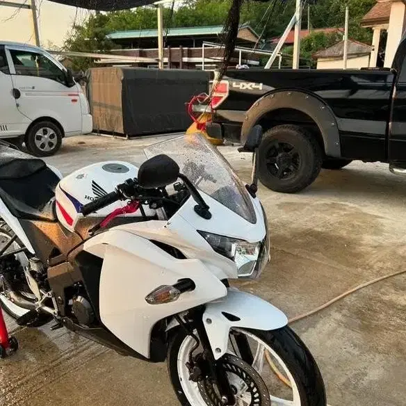 cbr125