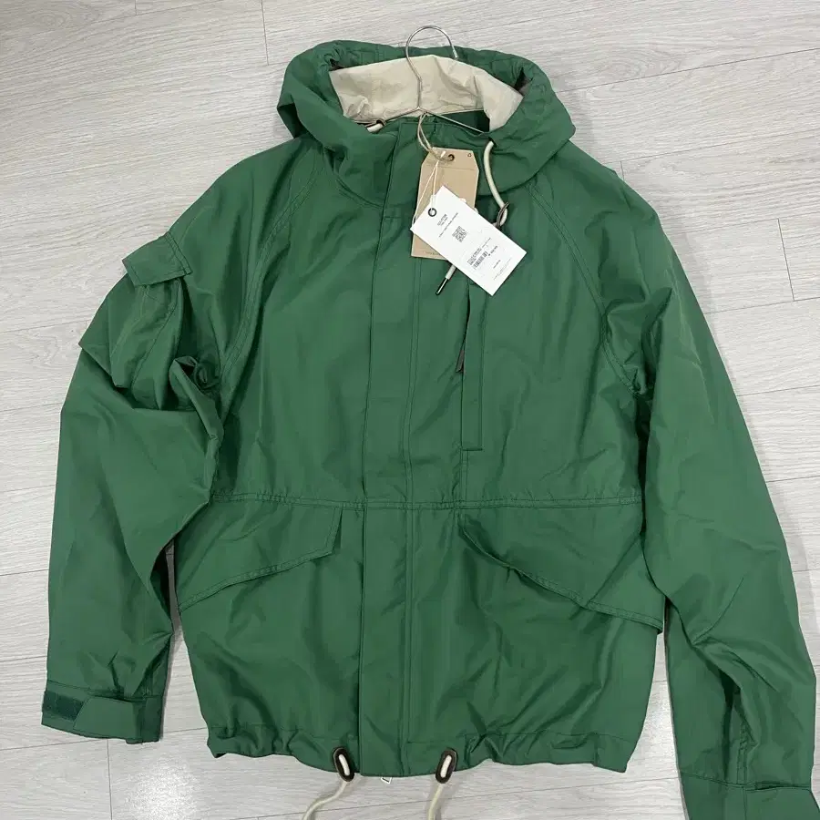 이스트로그 PROTECTIVE FIELD PARKA GREEN L