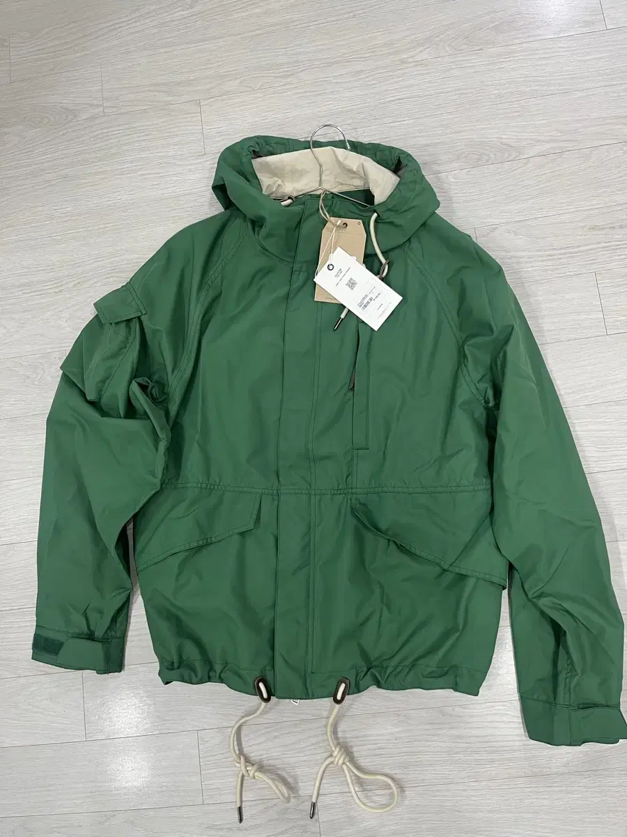 이스트로그 PROTECTIVE FIELD PARKA GREEN L