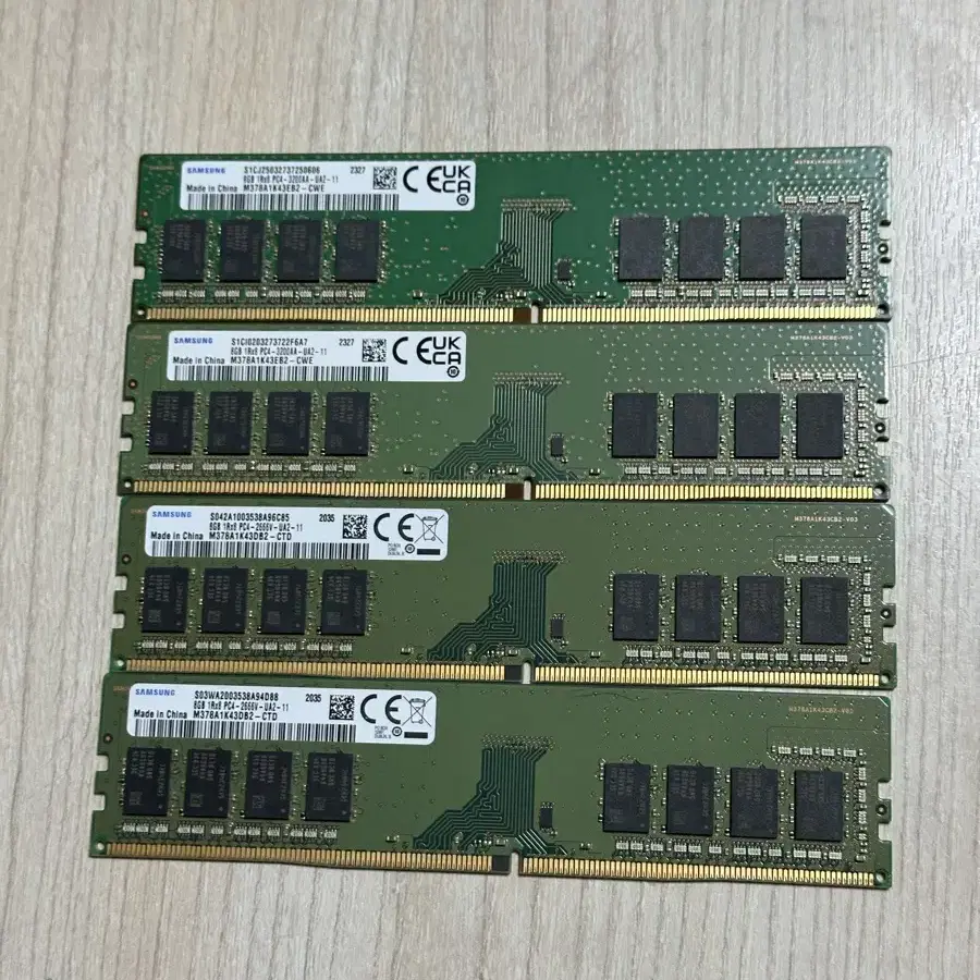 Ddr4 8기가 램 4개 팝니다