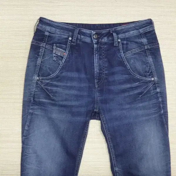 (27인치) 디젤 FAYZA JOGG Jeans SWEAT PANTS