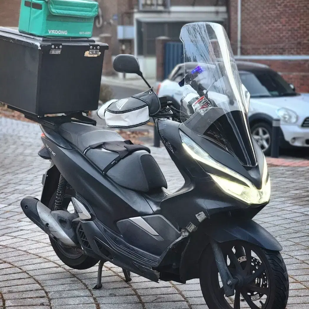 19년식 더뉴 PCX125 배달세팅 팝니다