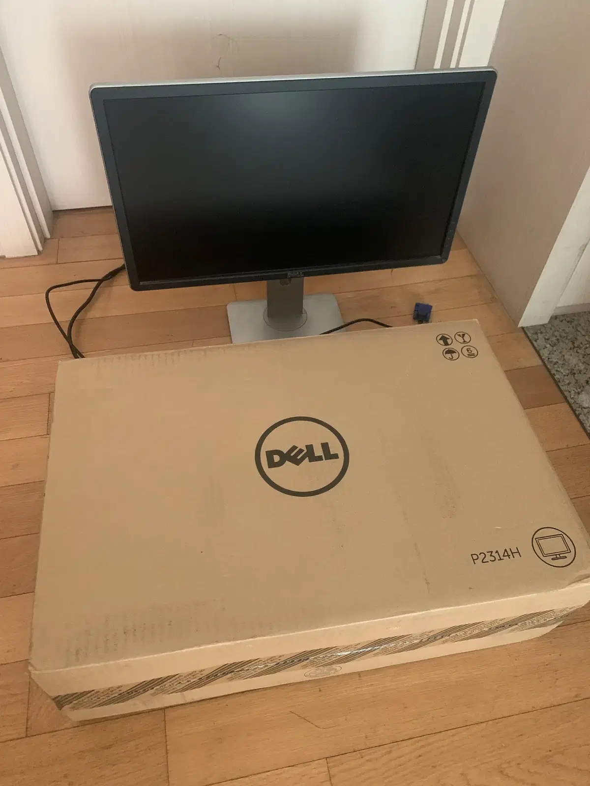 DELL 2314 중고 컴퓨터 모니터