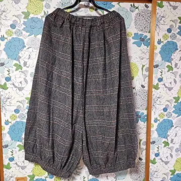 hagumu 밑단 턱턱 살얼음판 체크 차콜 팬츠