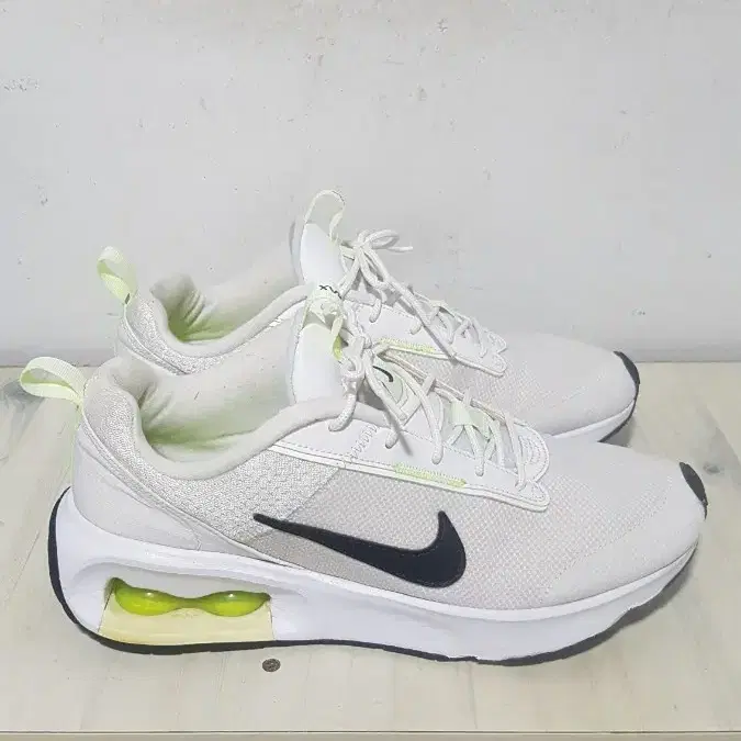 택포 265~270 A급 NIKE AIR-MAX 정품 인터락 쿠션 운동화