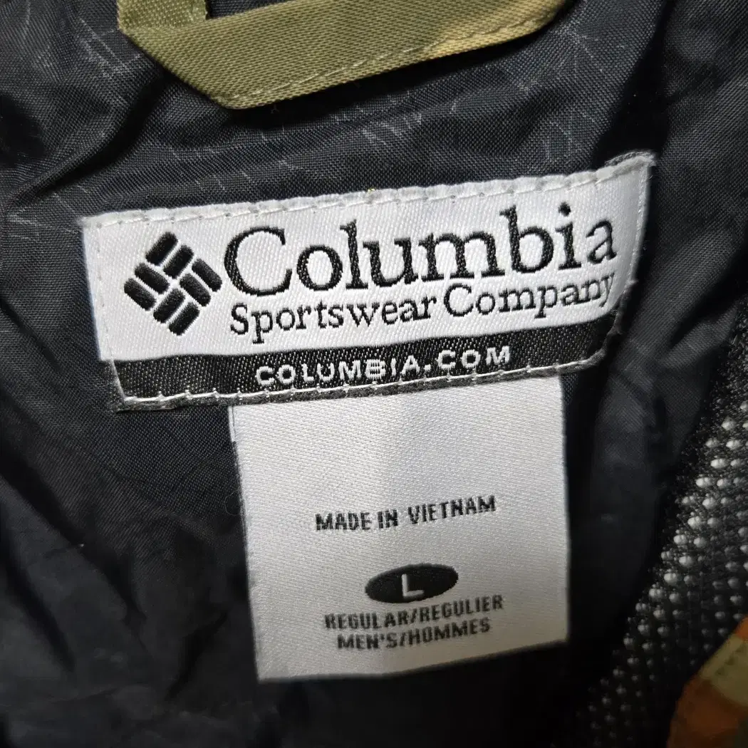 32. Columbia  스노우팬츠 L