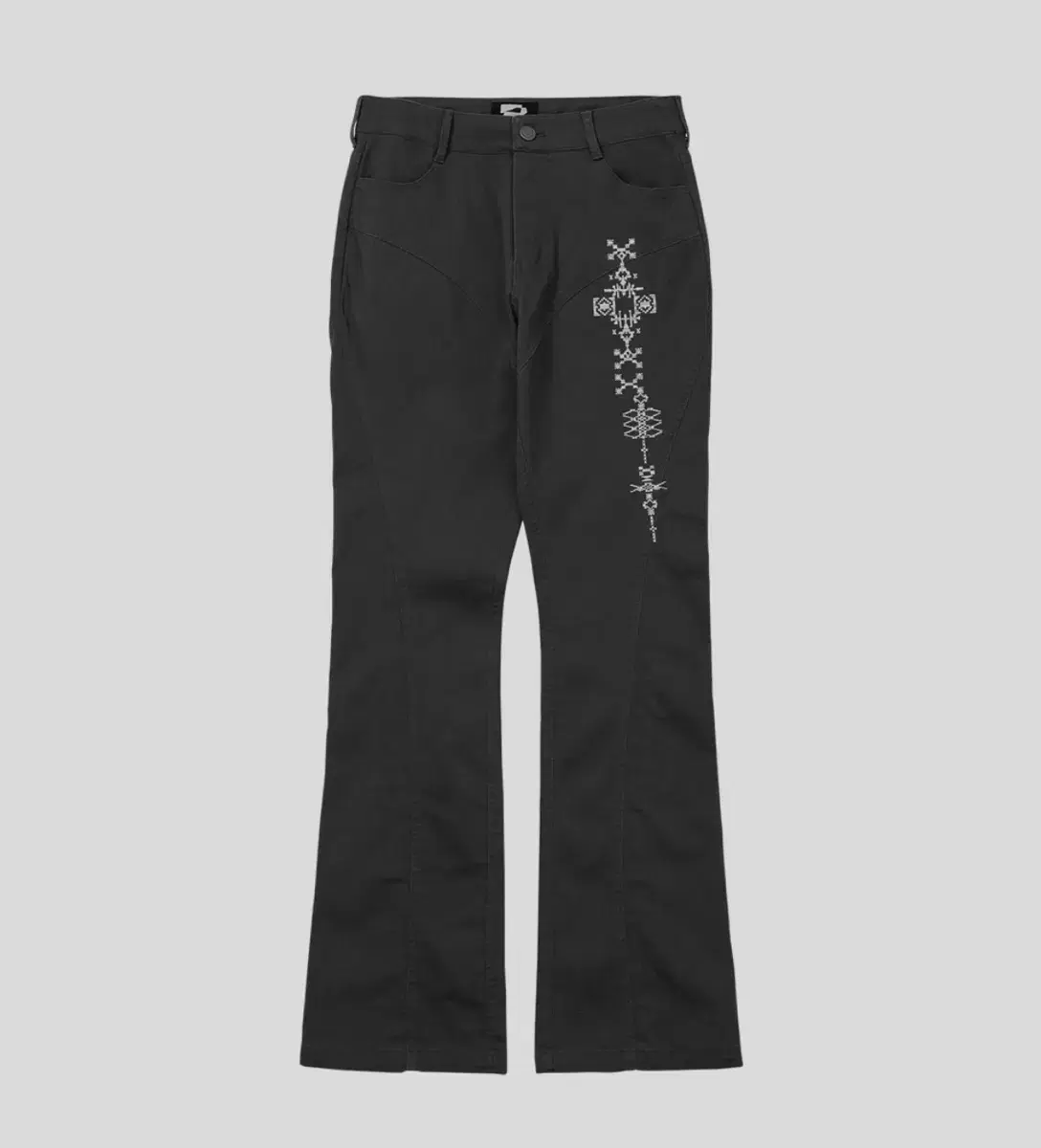 웰빙익스프레스 Embroidered Line Pants Charcoal