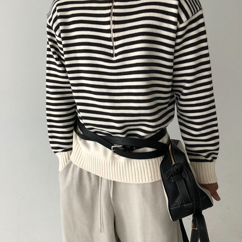 뉴치프시크 stripe half zip up knit