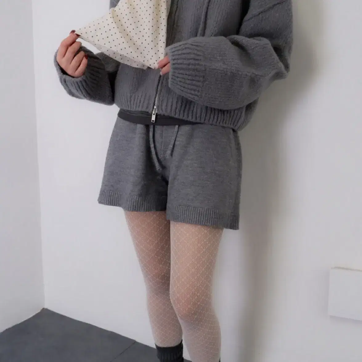 비삼샵 b3shop Basic knit shorts