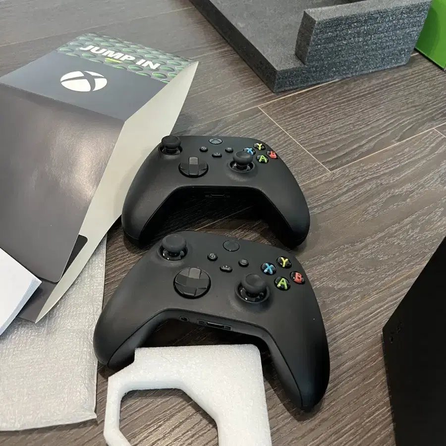 XBOX series x(엑시엑) 컨트롤러2개